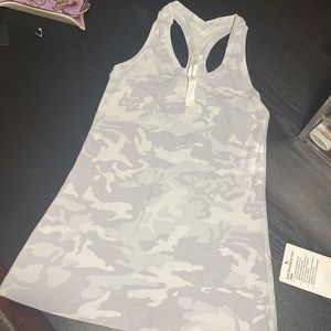 Lululemon Cool Racerback Tank *Nulu Size 4